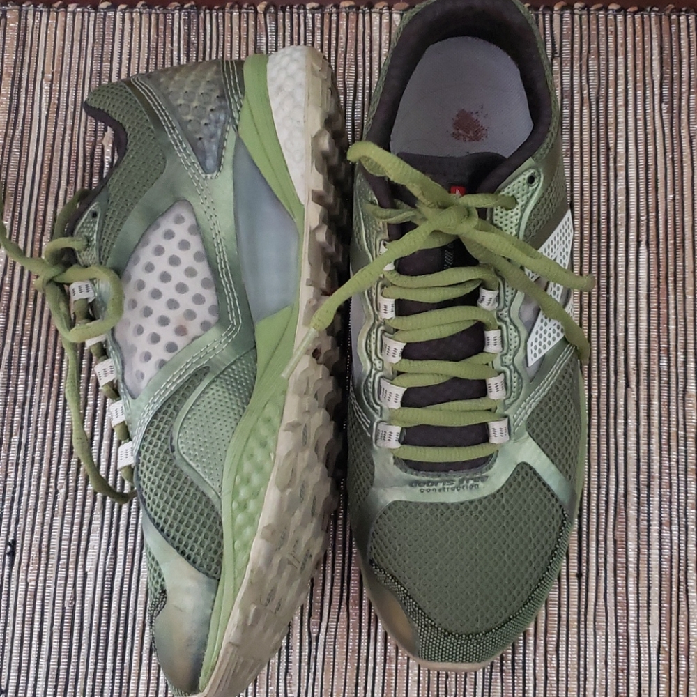 New Balance limited 915 Trail running shoes ๐ - Picture 2 of 6